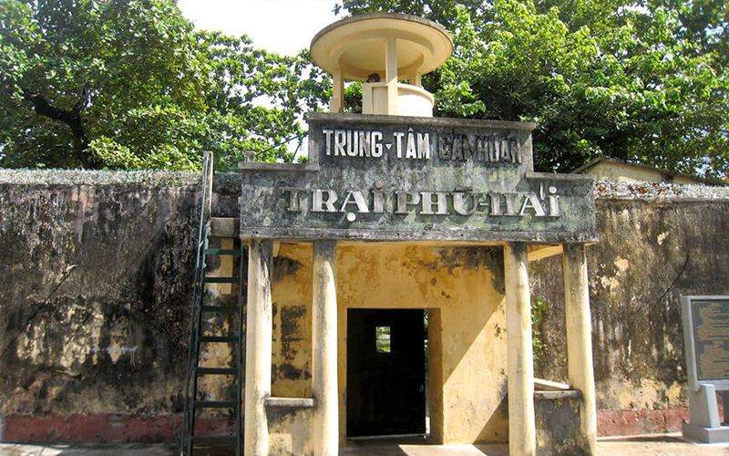 CÔN ĐẢO