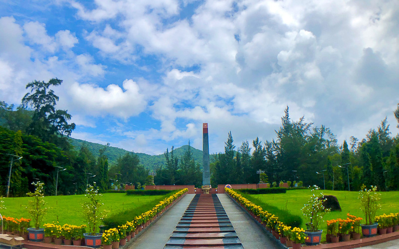 TOUR CÔN ĐẢO
