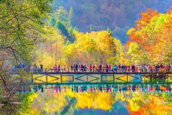 Tour Trùng Khánh – Thành Đô – Cửu Trại Câu | Chinh phục Nga Mi – Lạc Sơn Đại Phật (7N7Đ)